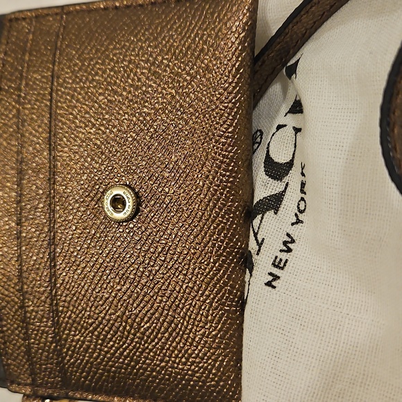 NWOT Coach Glitter Collection Wristlet With Dustbag. - Picture 9 of 10